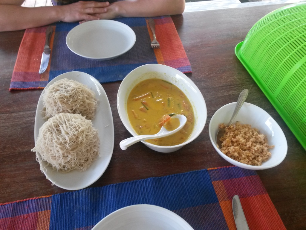 Sri Lankan breakfast - string hoppers, veg curry and spicy coconut
