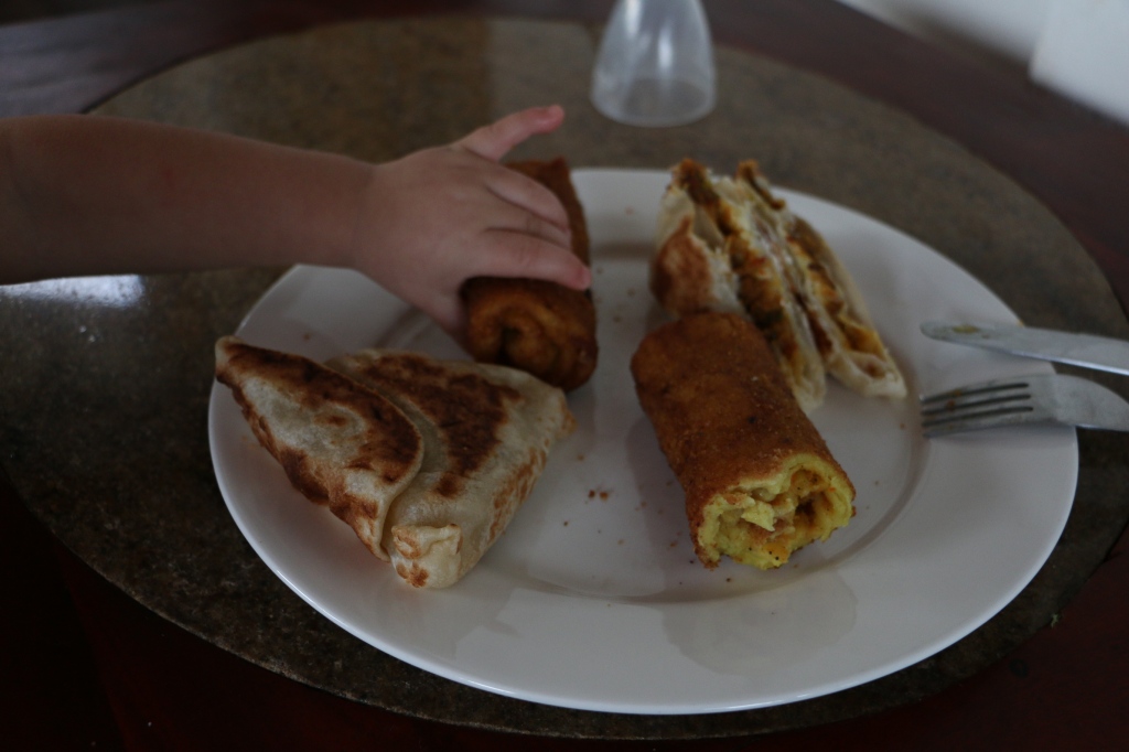 A lunch time snack: veg rotis and egg rolls - 180 rupees (for these Mirissa really has inflated tourist prices)